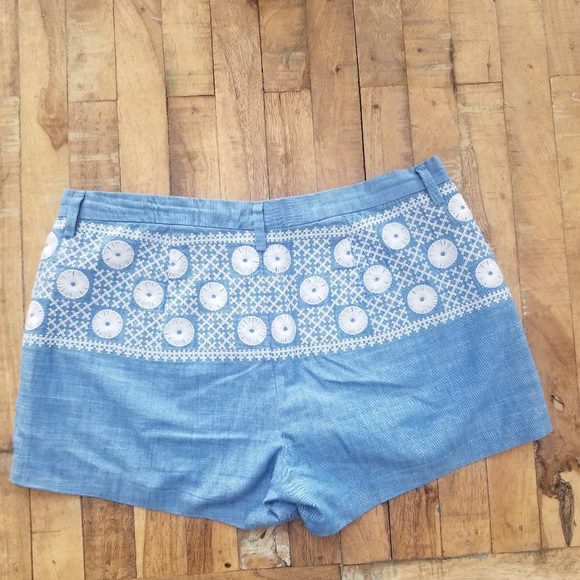 Madewell Embroidered Chambray Shorts - Picture 4 of 5